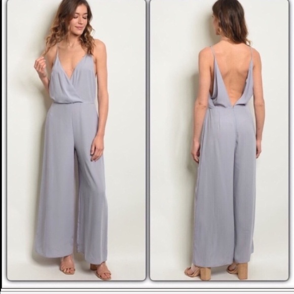 Callies Open Back Romper - Picture 2 of 2